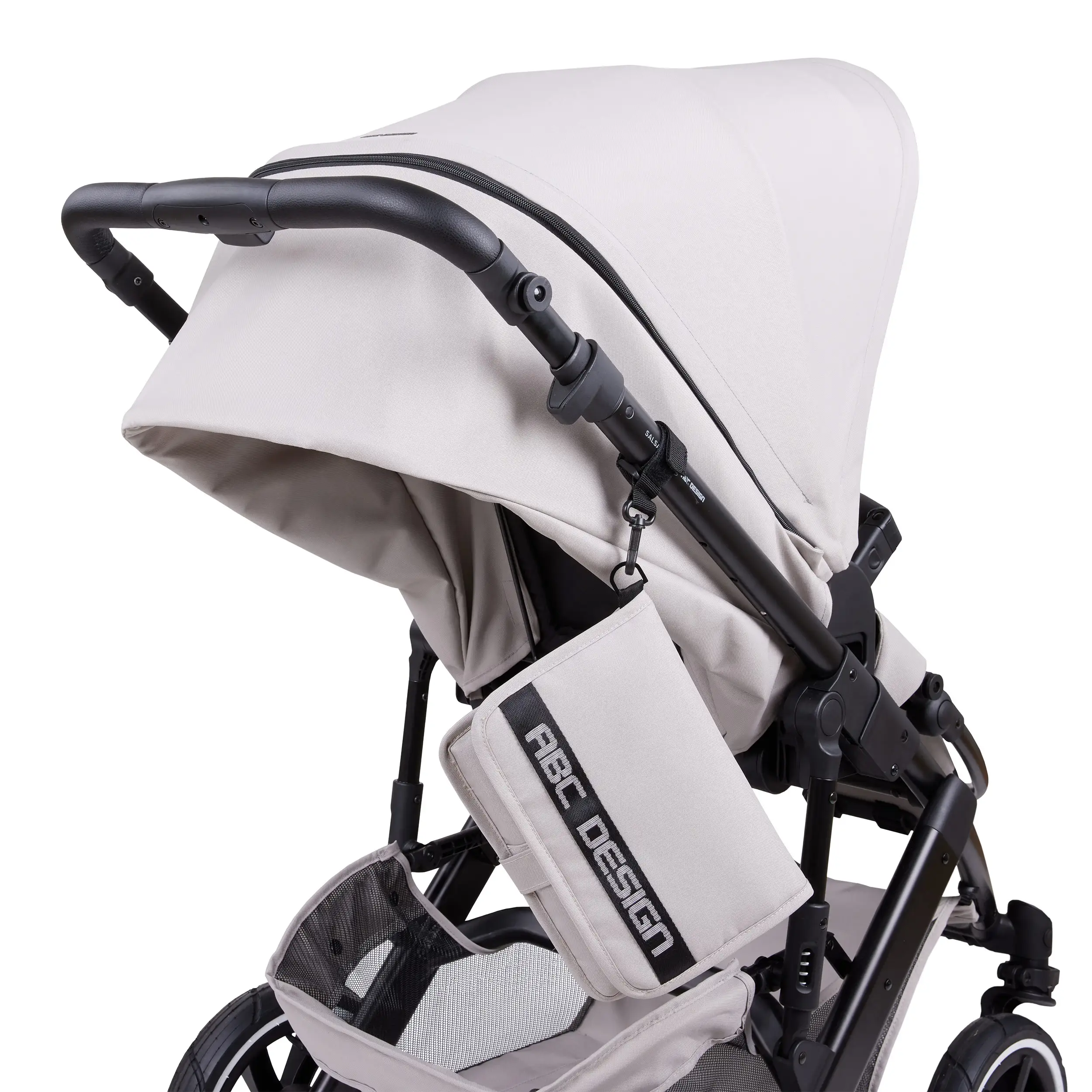 Uniwersalne mocowanie torby