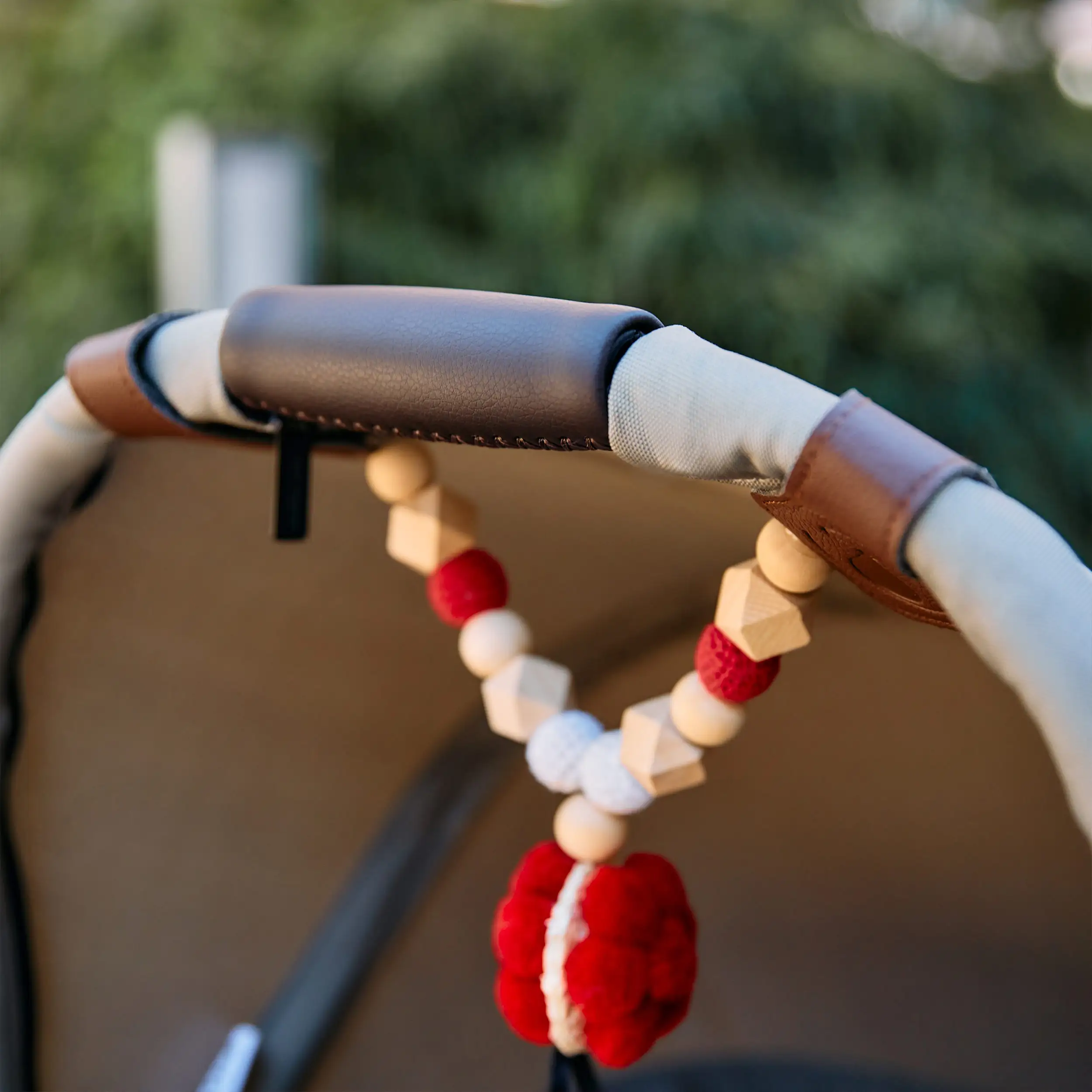 Magnetyczny klips do wózka - Brown Dark