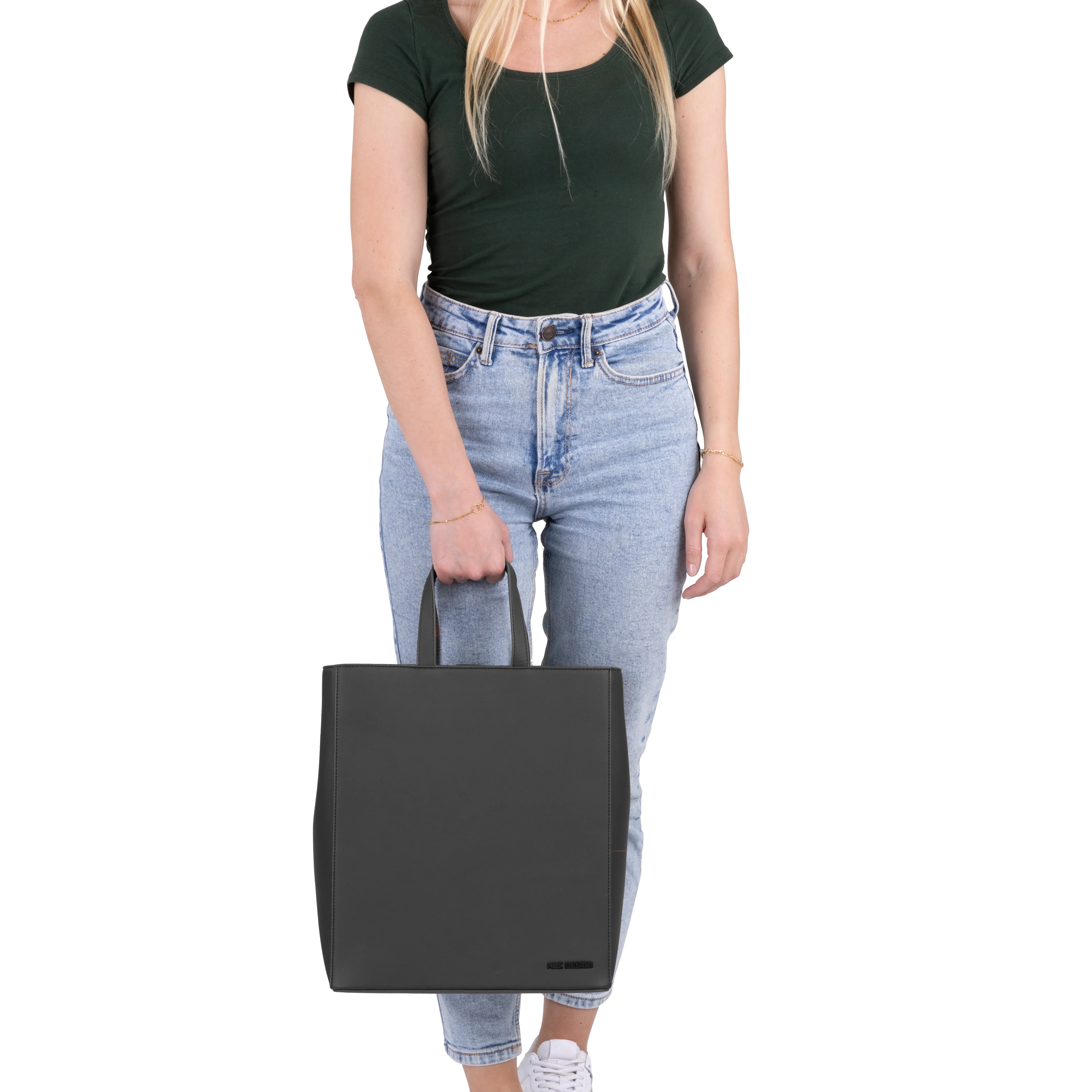 Komfort spotyka się ze stylem: noś je tak, jak chcesz