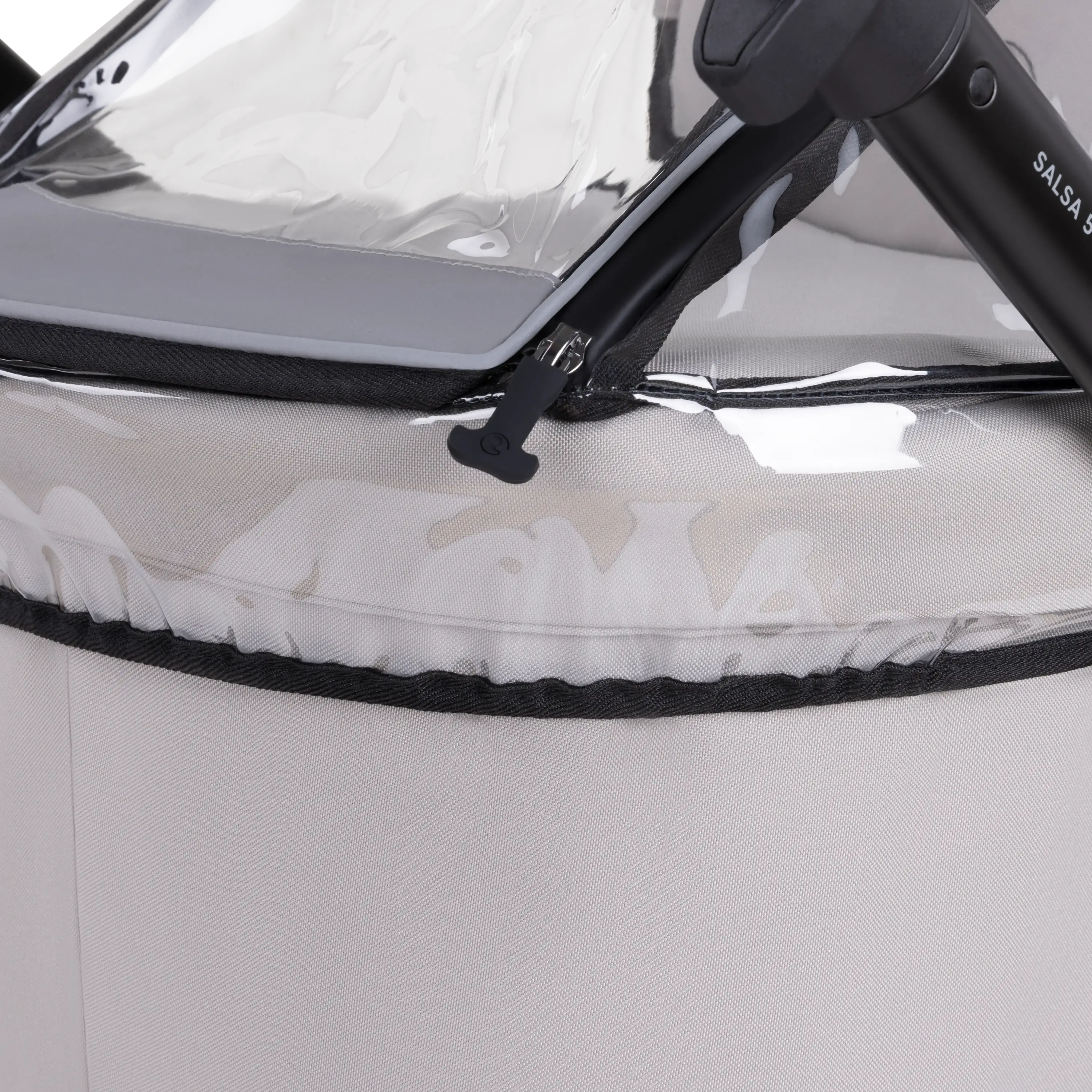 Łatwe wsiadanie i wysiadanie: otwierany przód