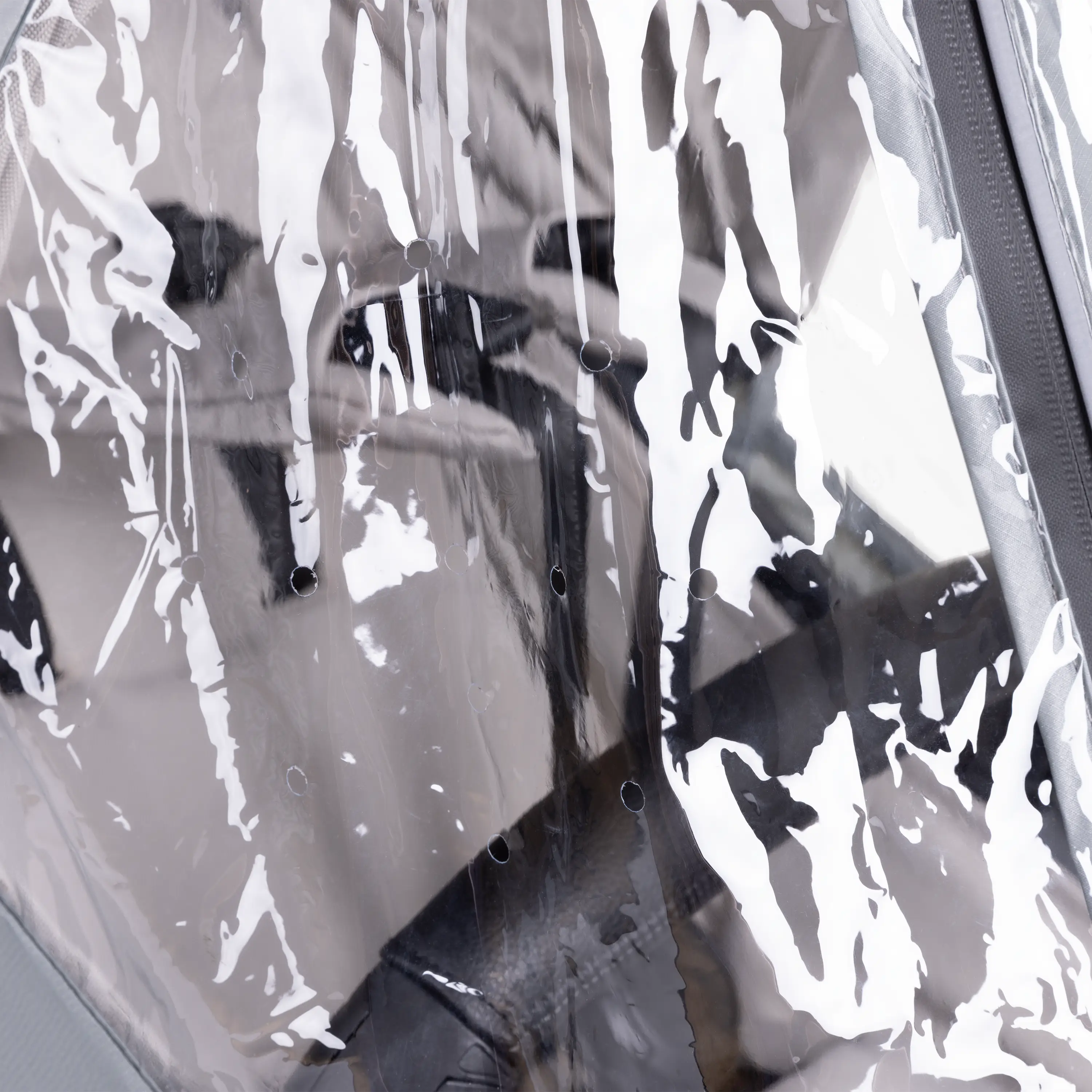 Świeże powietrze: boczne otwory wentylacyjne